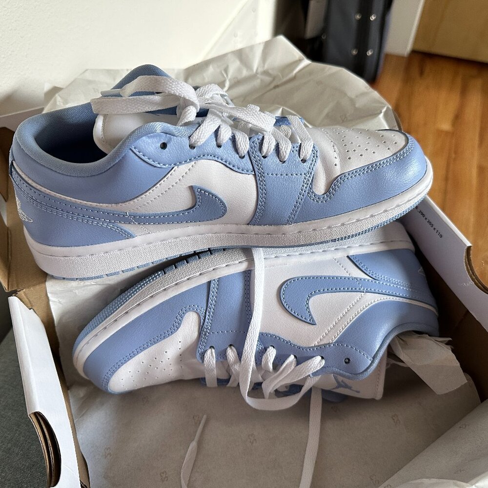 Nike Women's Air Jordan 1 Low White/Blue